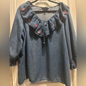 The Pioneer Woman Embroidered Denim Top